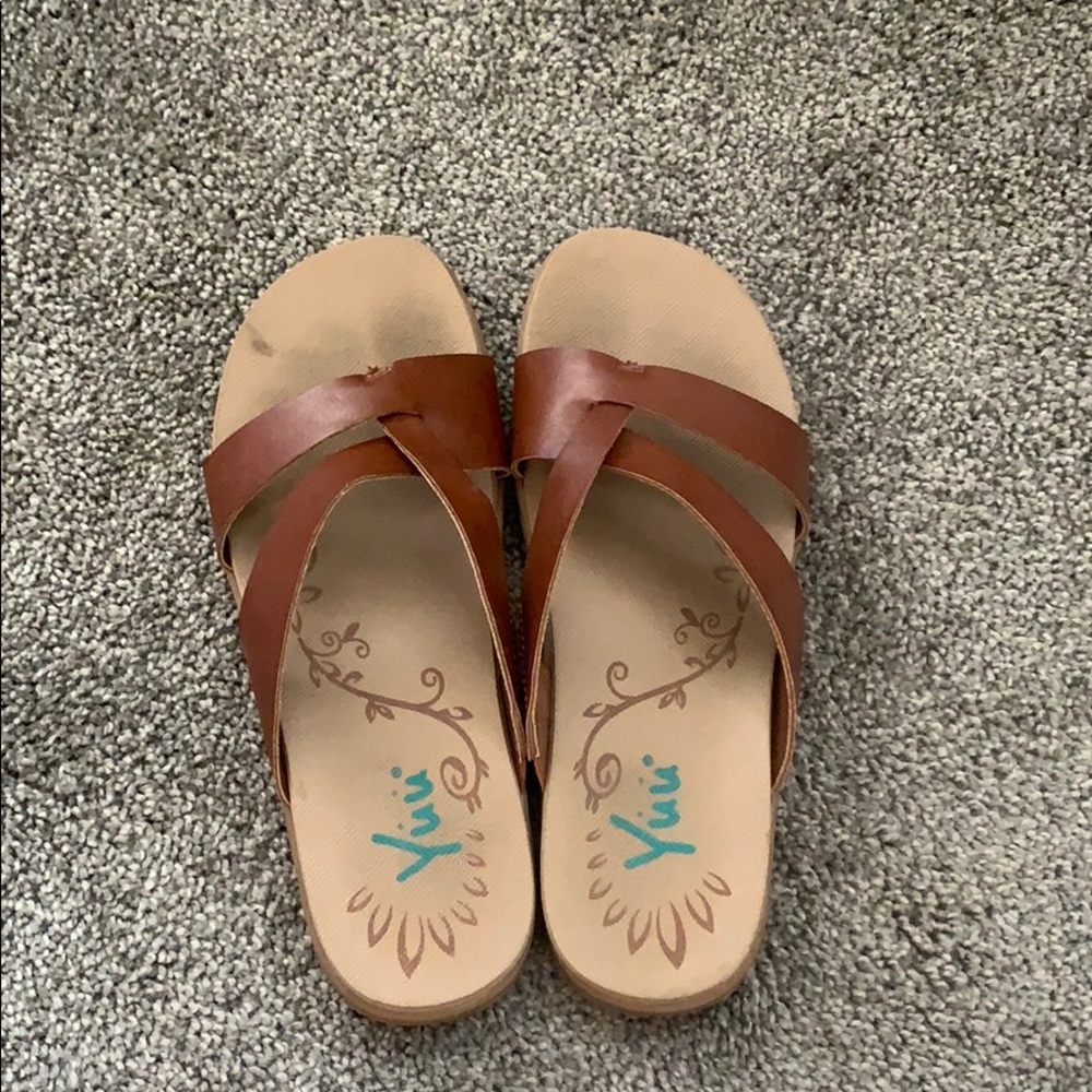 Yuu Sandals